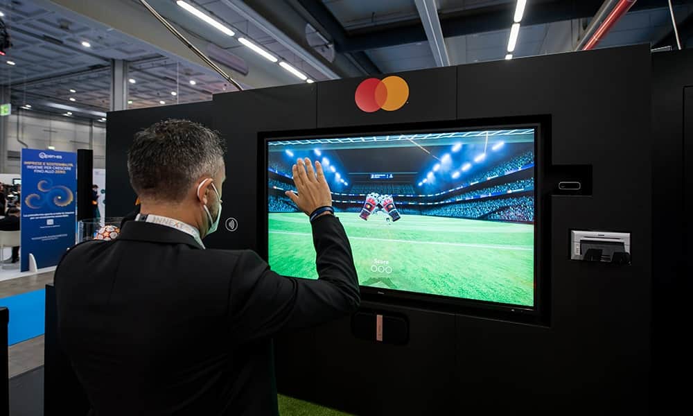 CONNEXT21-Mastercard-Stand-Game-Competitive Mind