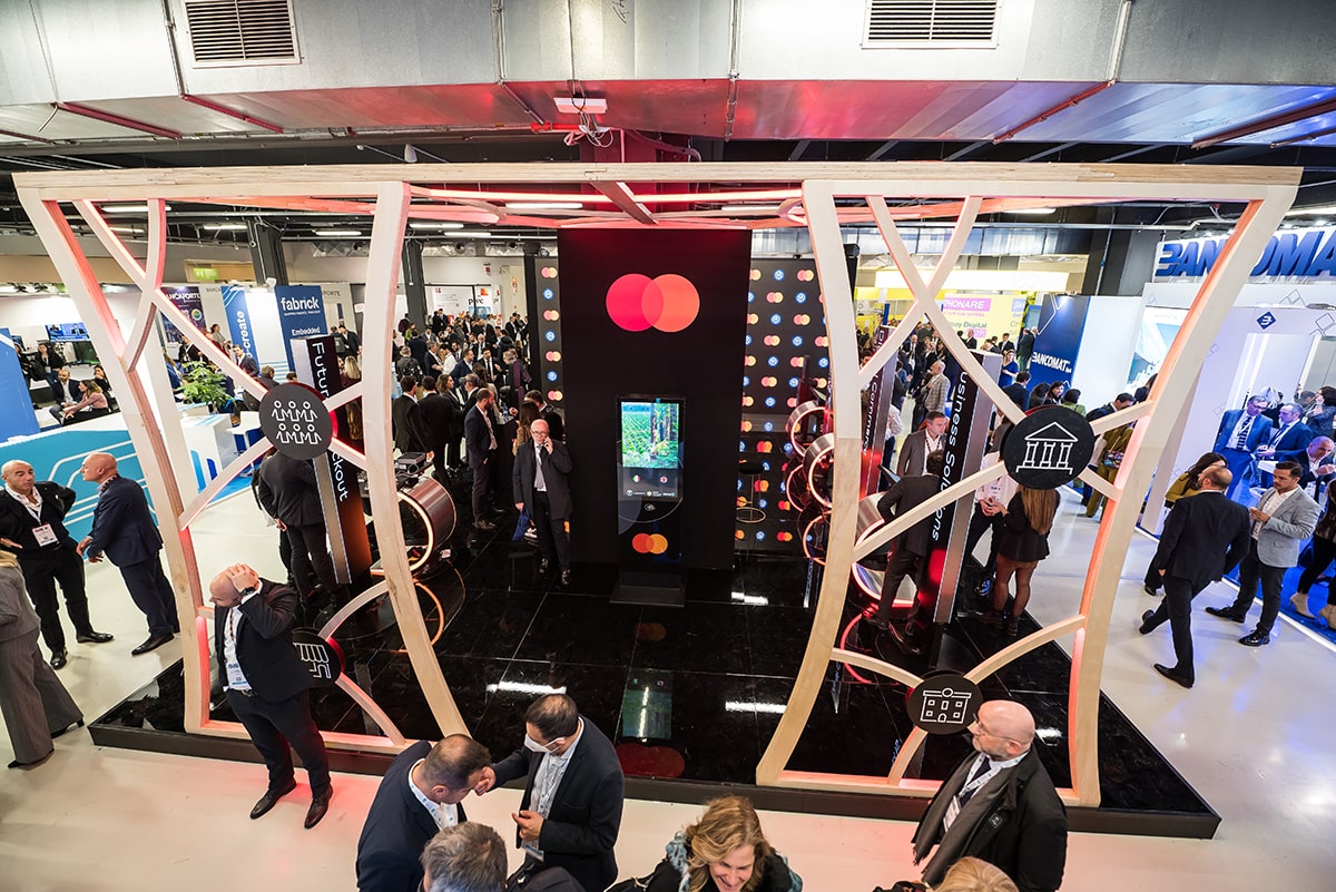 Mastercard-Salone dei Pagamenti 2022 -3-Exhibit Design - Competitive Mind srl