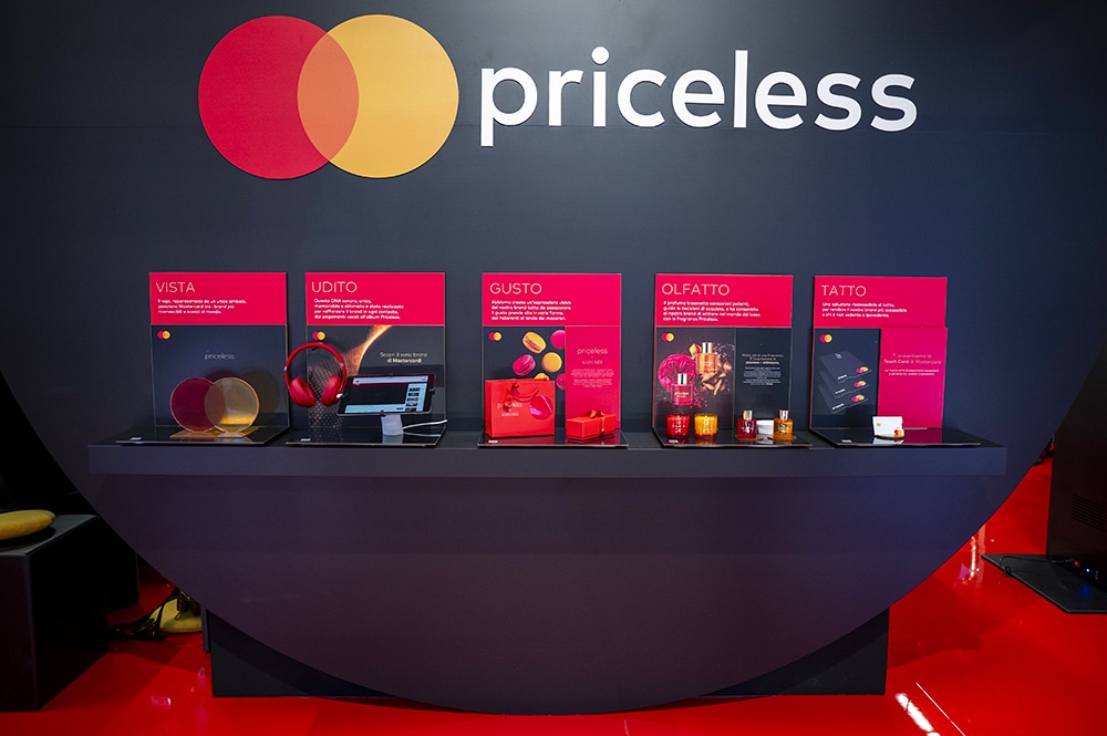 Stand Mastercard Sensory Wall